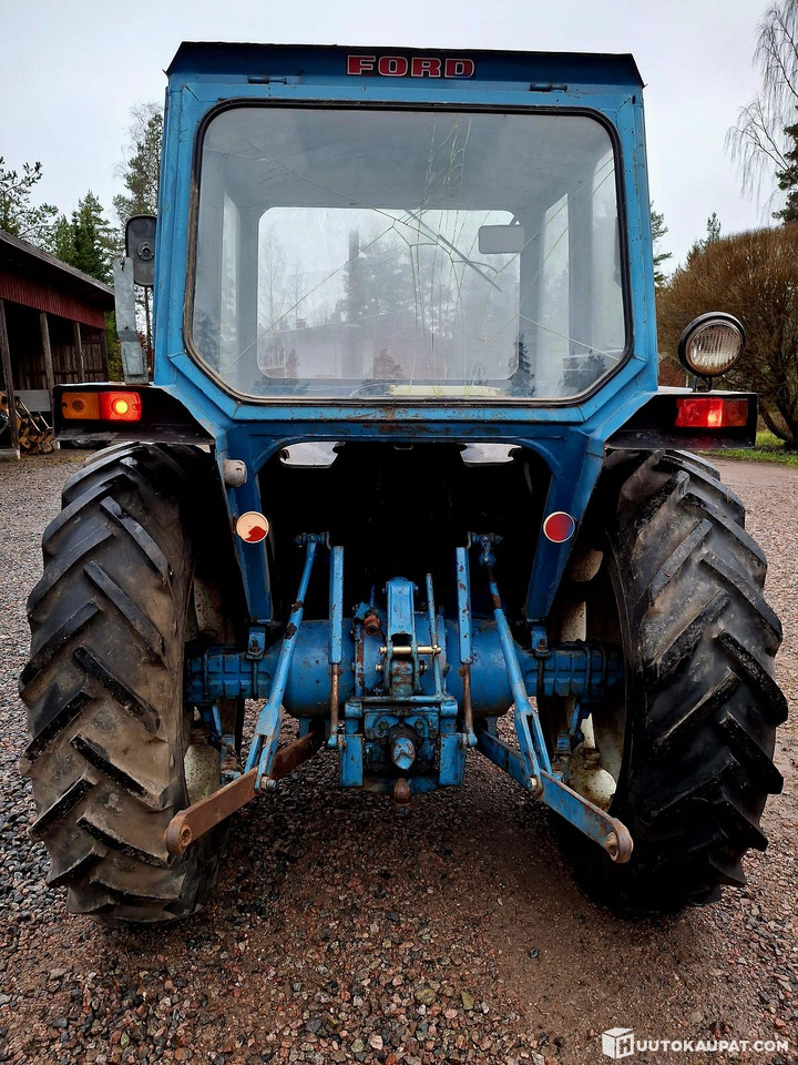 Ford 4600, 1976, Askola - Traktors: foto 5 Ford 4600, 1976, Askola - Traktors: foto 5