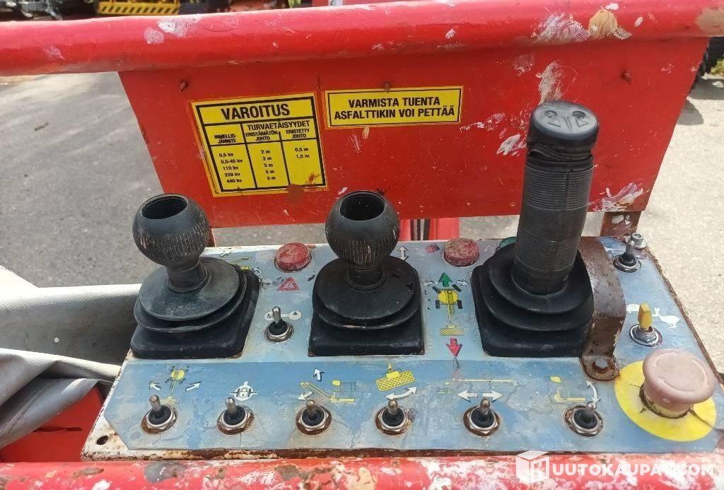 Haulotte HA 18 PX NT, Boom lift, Tracked, 2005, Hyvinkää - Izlices pacēlājs: foto 4 Haulotte HA 18 PX NT, Boom lift, Tracked, 2005, Hyvinkää - Izlices pacēlājs: foto 4