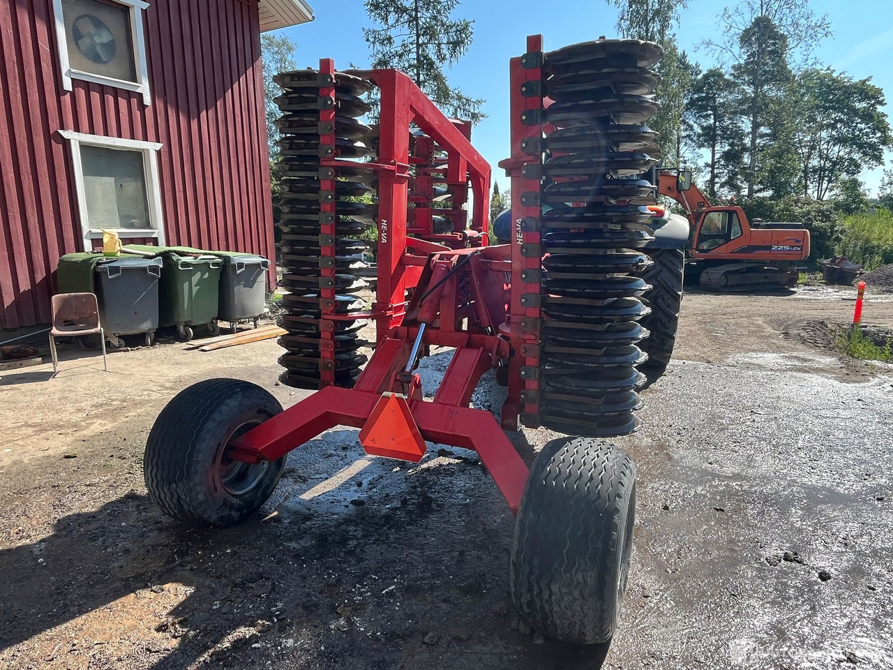 He-Va hydraulisesti nouseva lautasmuokkain, 2005, Sipoo - Disku ecēša: foto 4 He-Va hydraulisesti nouseva lautasmuokkain, 2005, Sipoo - Disku ecēša: foto 4