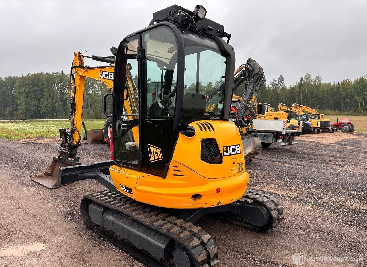 JCB 8035 ZTS, 2017, telakaivinkone pyörittäjällä, 3 755 h, Lahti - Mini-ekskavators: foto 4 JCB 8035 ZTS, 2017, telakaivinkone pyörittäjällä, 3 755 h, Lahti - Mini-ekskavators: foto 4