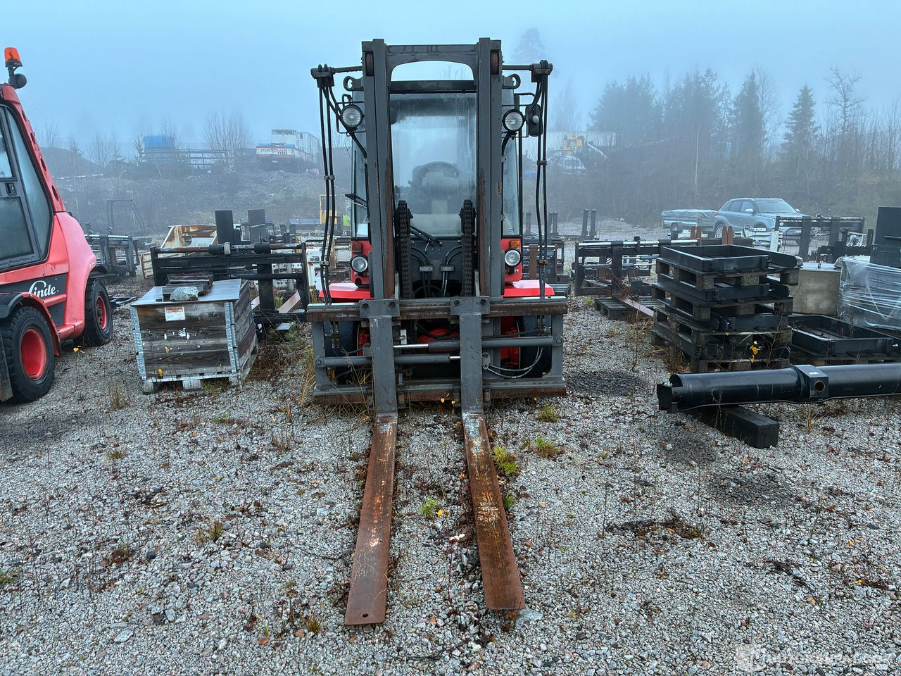 Kalmar DCD 70-6H, 2000 Trukki, Lieto - Autokrāvējs: foto 3 Kalmar DCD 70-6H, 2000 Trukki, Lieto - Autokrāvējs: foto 3