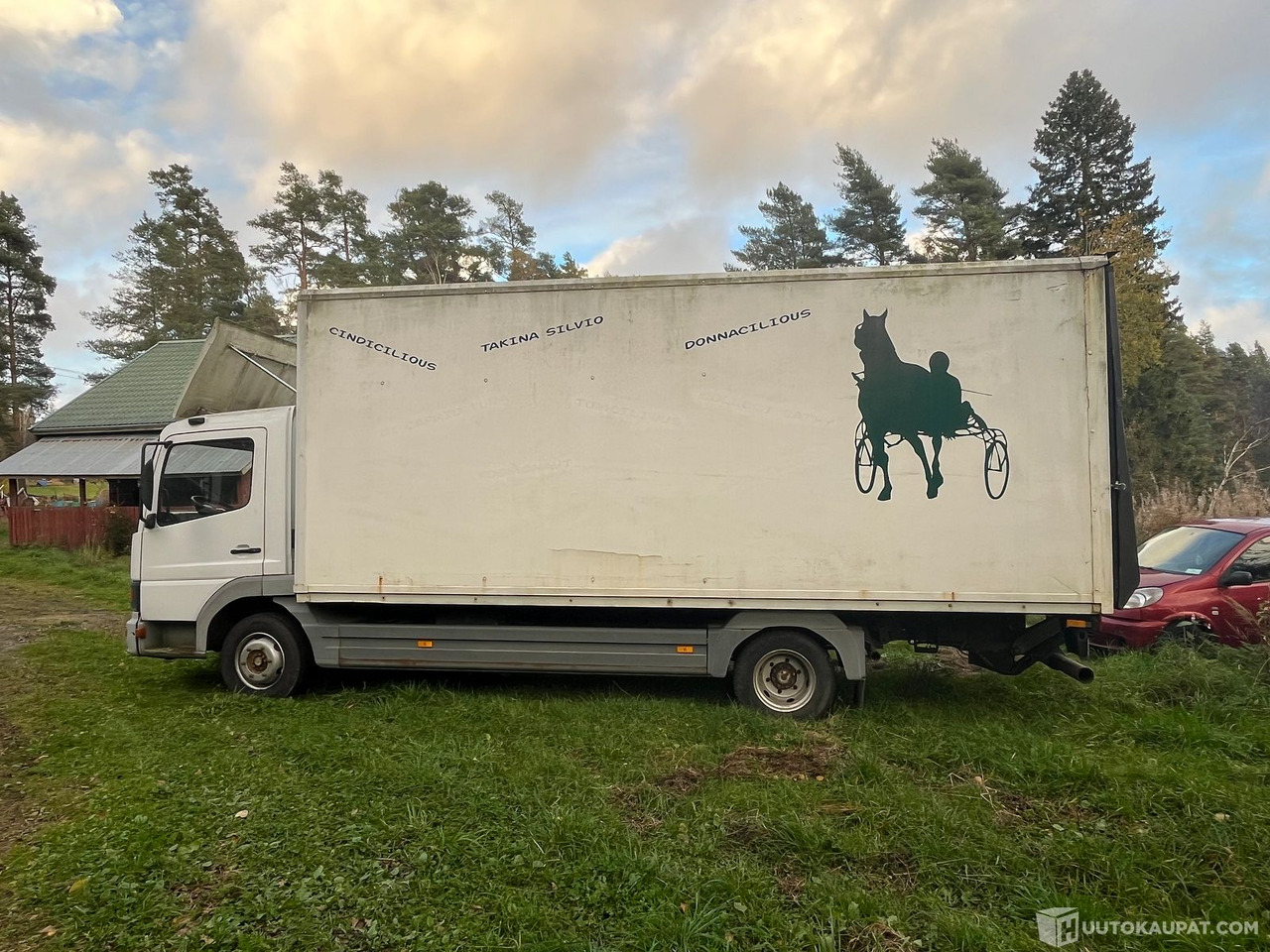 Mercedes-Benz Atego, hevoskuljetusauto, 2000, Inkoo - Kravas automašīna: foto 5 Mercedes-Benz Atego, hevoskuljetusauto, 2000, Inkoo - Kravas automašīna: foto 5