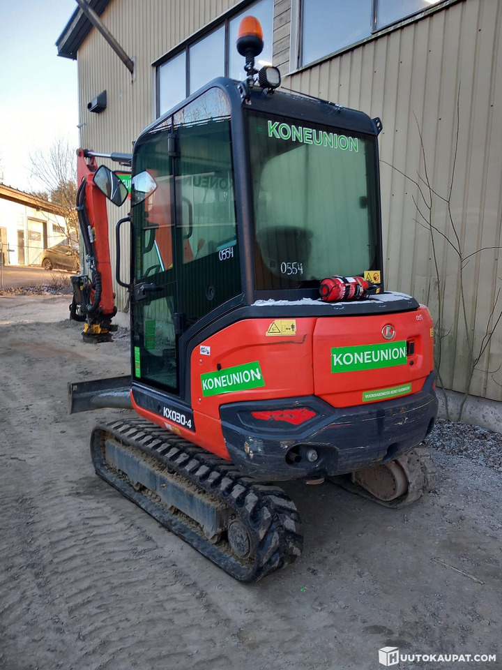 Kubota excavator KX030-4, year 2018, 3,556 h, Helsinki - Mini-ekskavators: foto 3 Kubota excavator KX030-4, year 2018, 3,556 h, Helsinki - Mini-ekskavators: foto 3