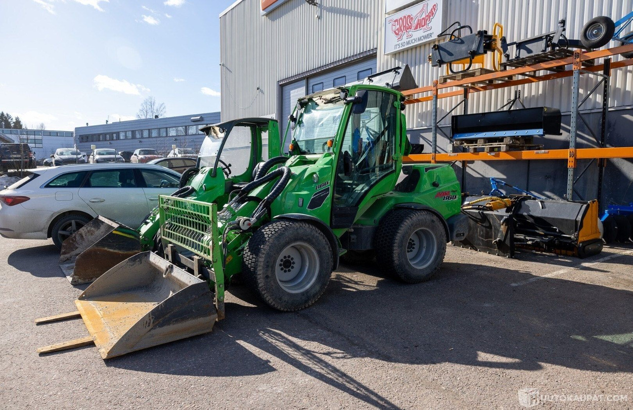 Avant 860 GT-ohjaamolla, 2022, Diesel, 1 000 h, Helsinki - Lauksaimniecības tehnika: foto 1 Avant 860 GT-ohjaamolla, 2022, Diesel, 1 000 h, Helsinki - Lauksaimniecības tehnika: foto 1