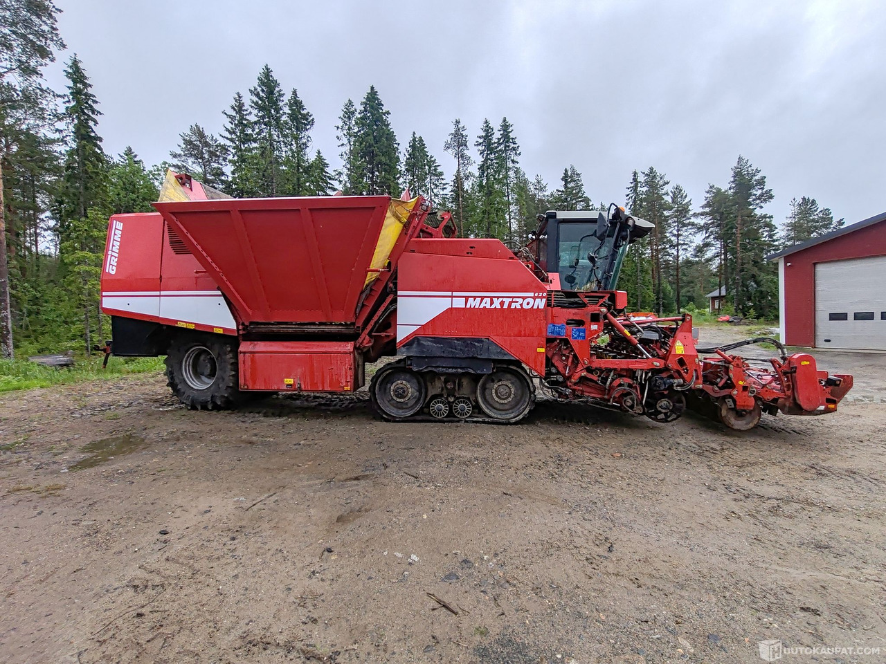 Grimme Maxtron 620 juurikkaannostokone, 2008, 6150H, Kristiinankaupunki - Lauksaimniecības tehnika: foto 3 Grimme Maxtron 620 juurikkaannostokone, 2008, 6150H, Kristiinankaupunki - Lauksaimniecības tehnika: foto 3