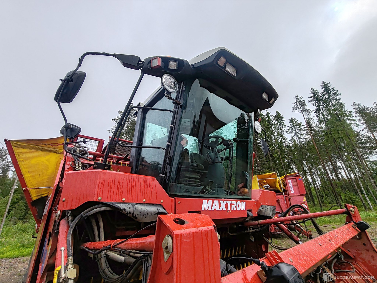 Grimme Maxtron 620 juurikkaannostokone, 2008, 6150H, Kristiinankaupunki - Lauksaimniecības tehnika: foto 5 Grimme Maxtron 620 juurikkaannostokone, 2008, 6150H, Kristiinankaupunki - Lauksaimniecības tehnika: foto 5