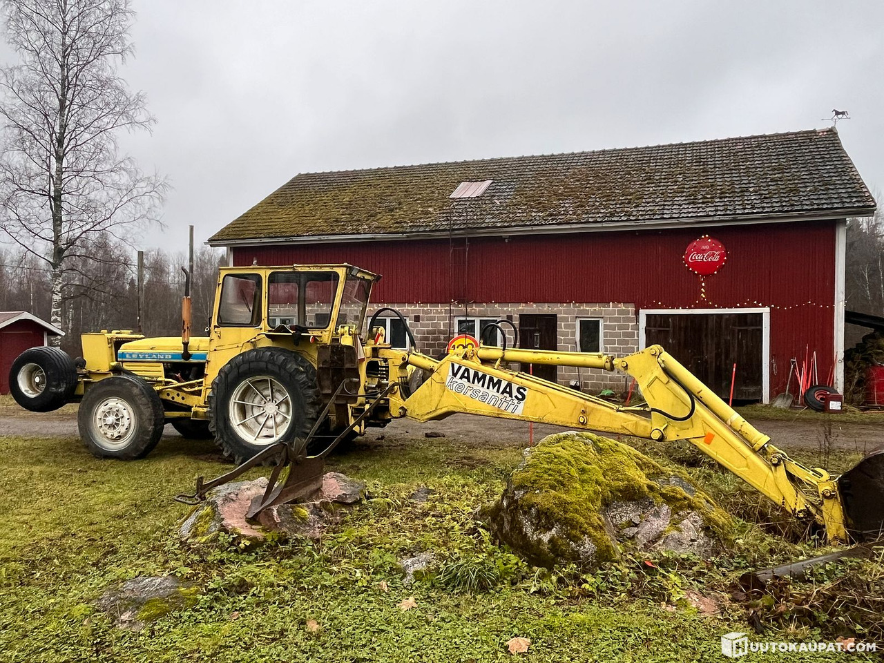Leyland, Vammas Kersantti, tractor excavator with three buckets and tracks, 1972, Hämeenlinna - Lauksaimniecības tehnika: foto 4 Leyland, Vammas Kersantti, tractor excavator with three buckets and tracks, 1972, Hämeenlinna - Lauksaimniecības tehnika: foto 4