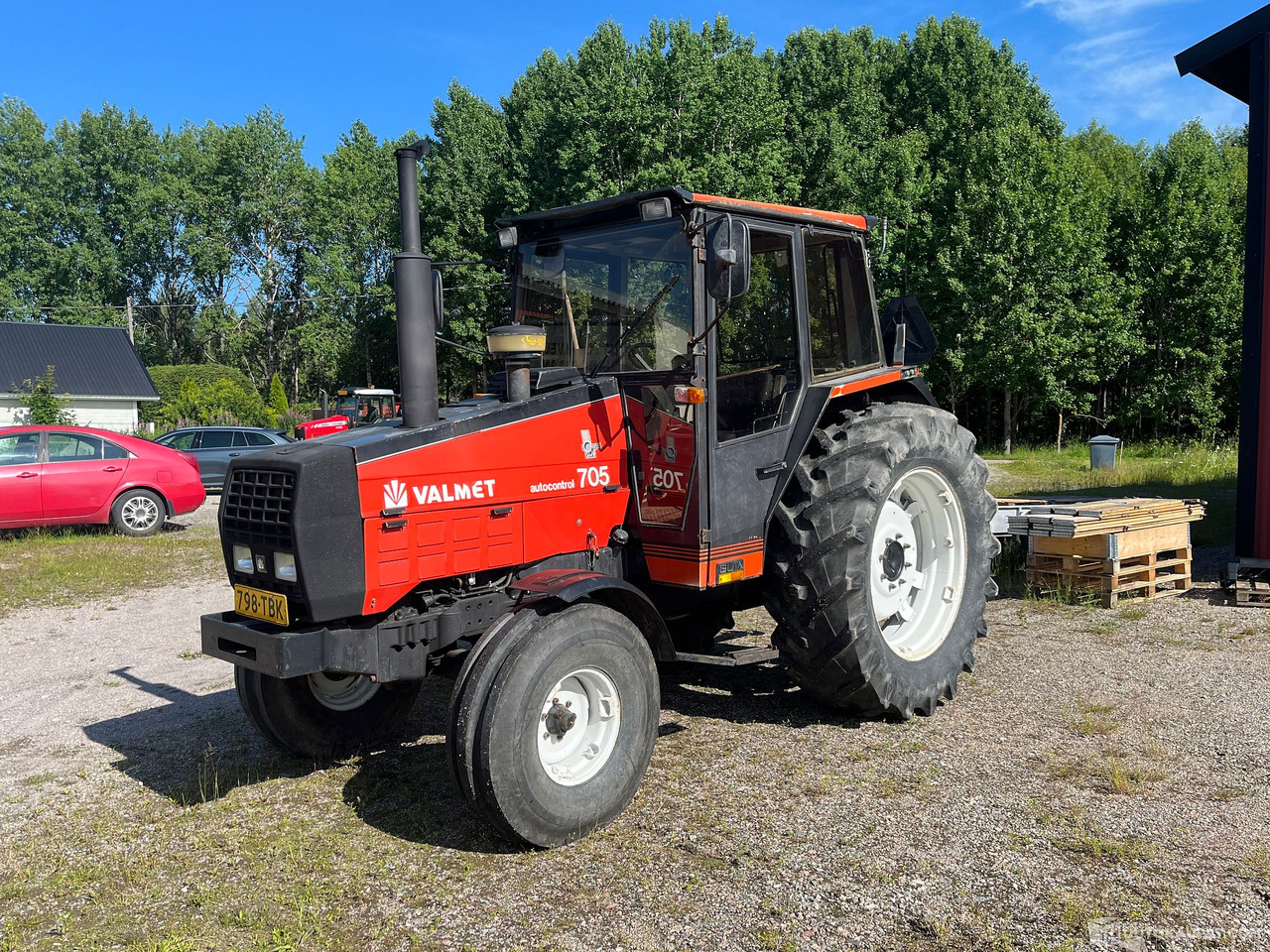 Valmet 705, Traktori, harrastajalta, 1990, Salo - Lauksaimniecības tehnika: foto 1 Valmet 705, Traktori, harrastajalta, 1990, Salo - Lauksaimniecības tehnika: foto 1