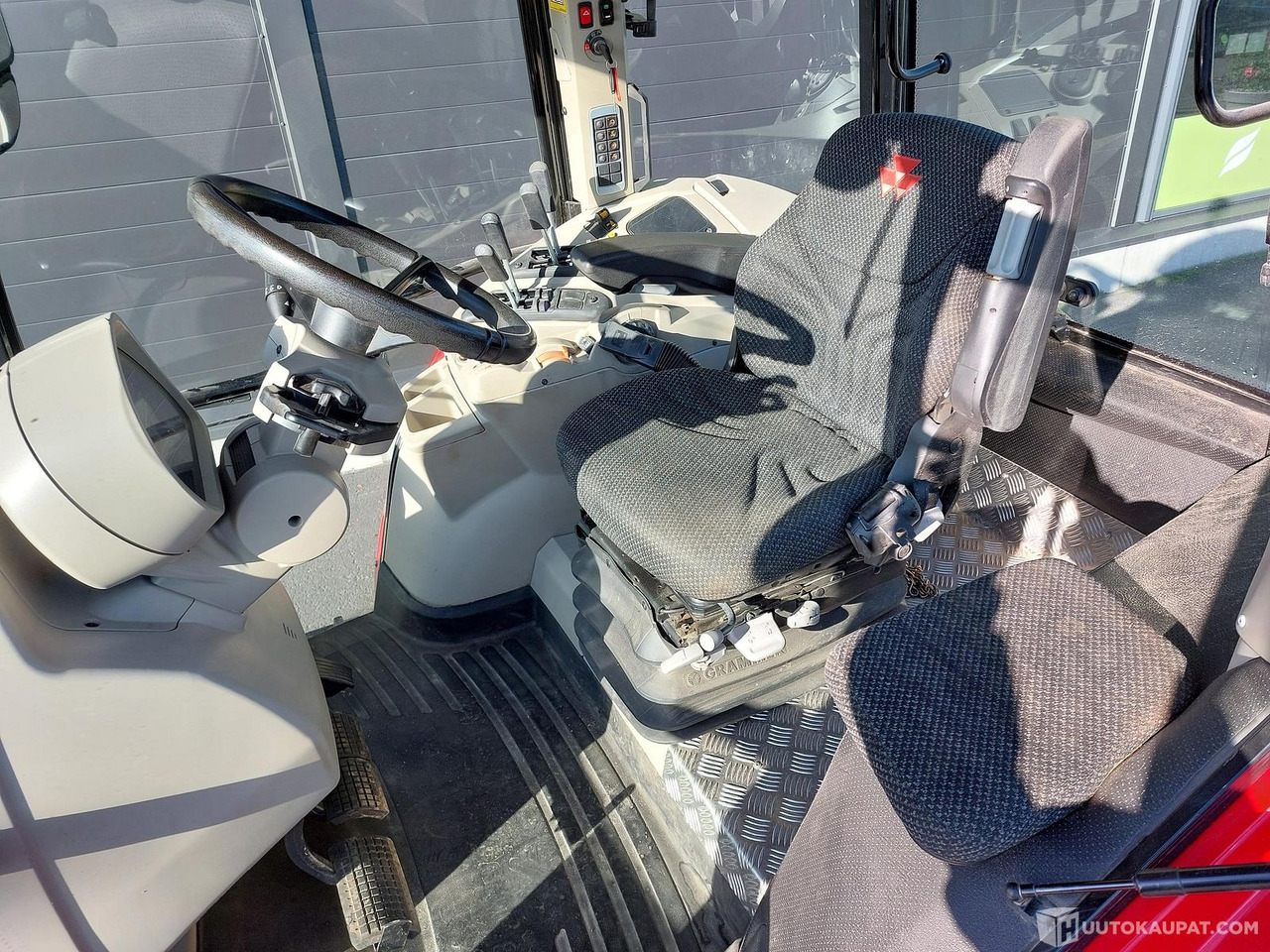 Massey Ferguson 7720 S, 2020 MTK25, Seinäjoki - Traktors: foto 4 Massey Ferguson 7720 S, 2020 MTK25, Seinäjoki - Traktors: foto 4