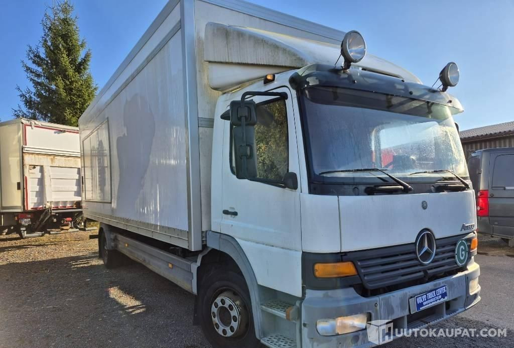 Mercedes-Benz Atego 1223 umpikori+pl nostin, 2003, 323 000 km, Forssa - Kravas automašīna ar slēgto virsbūvi: foto 2 Mercedes-Benz Atego 1223 umpikori+pl nostin, 2003, 323 000 km, Forssa - Kravas automašīna ar slēgto virsbūvi: foto 2