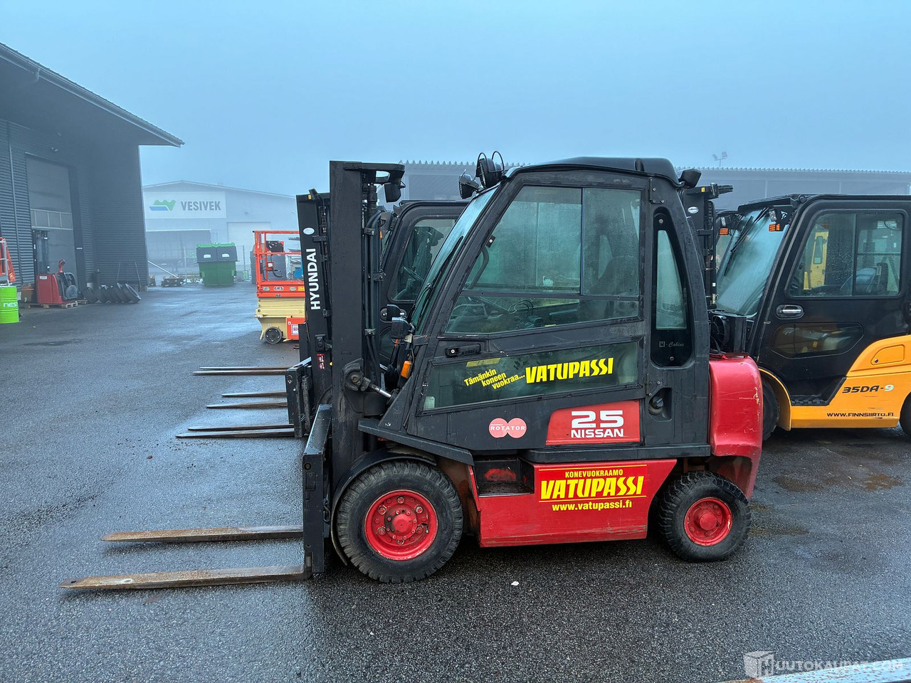 Nissan FDO2A250, 2003 Trukki, Lieto - Autokrāvējs: foto 1 Nissan FDO2A250, 2003 Trukki, Lieto - Autokrāvējs: foto 1