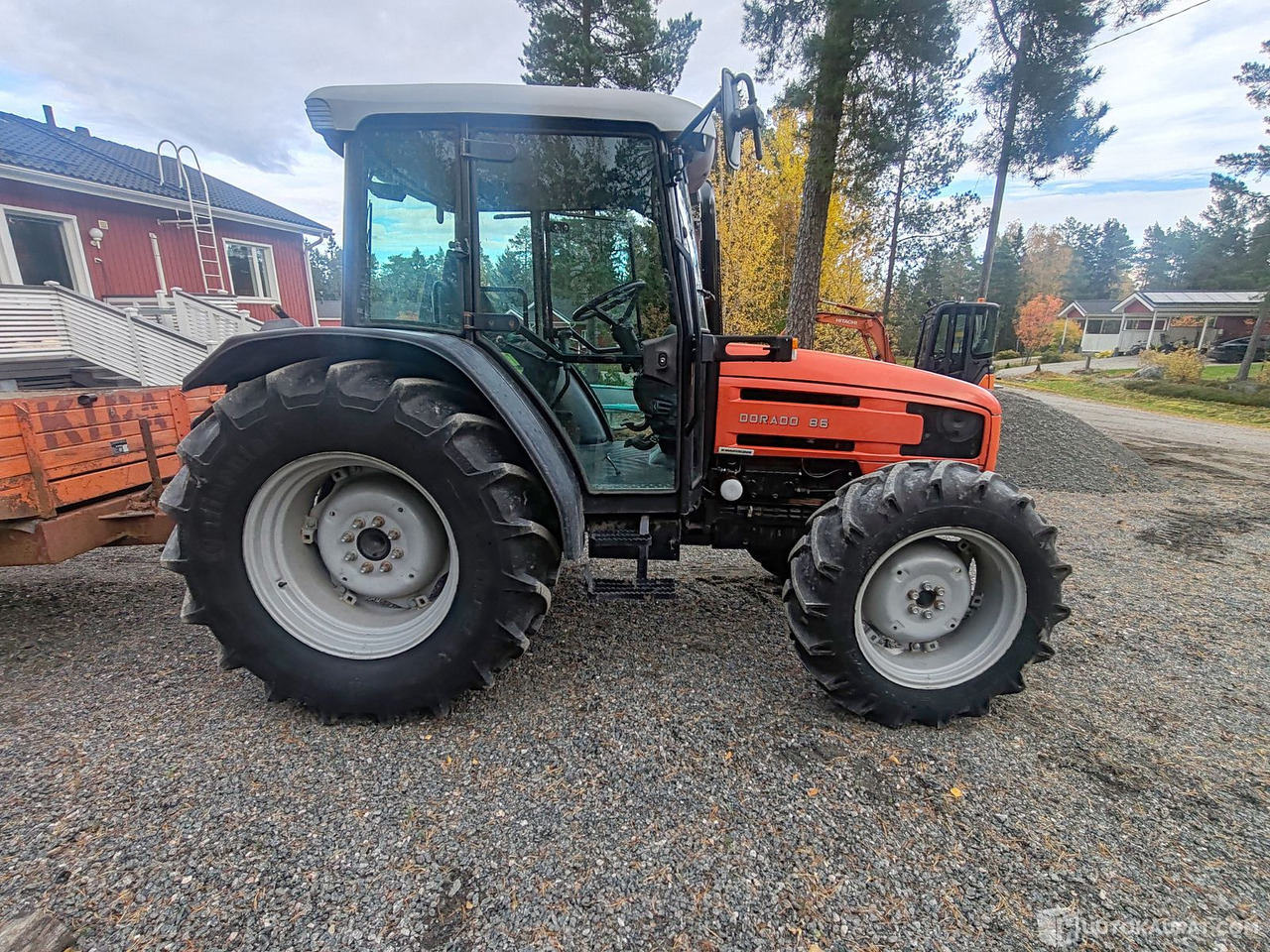 Same Dorado 86 traktori talven lumitöihin, 2005. MTK25, Uusikaupunki - Traktors: foto 2 Same Dorado 86 traktori talven lumitöihin, 2005. MTK25, Uusikaupunki - Traktors: foto 2