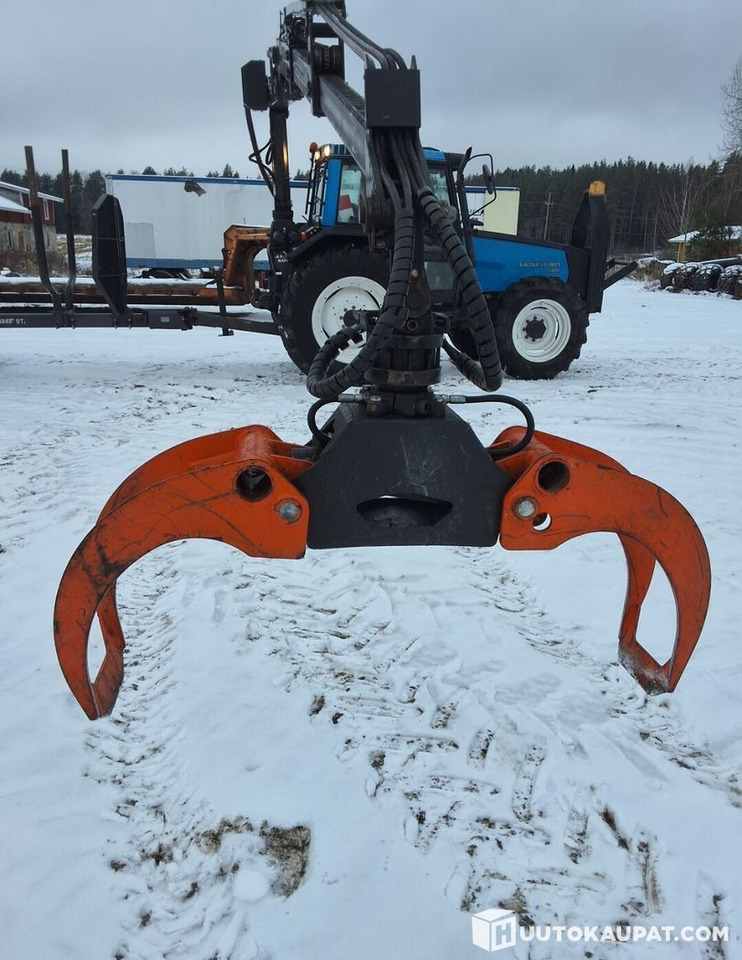 Valmet 6800 + PMF 850 crane + trailer BMF 9T, Leppävirta - Traktors: foto 4 Valmet 6800 + PMF 850 crane + trailer BMF 9T, Leppävirta - Traktors: foto 4