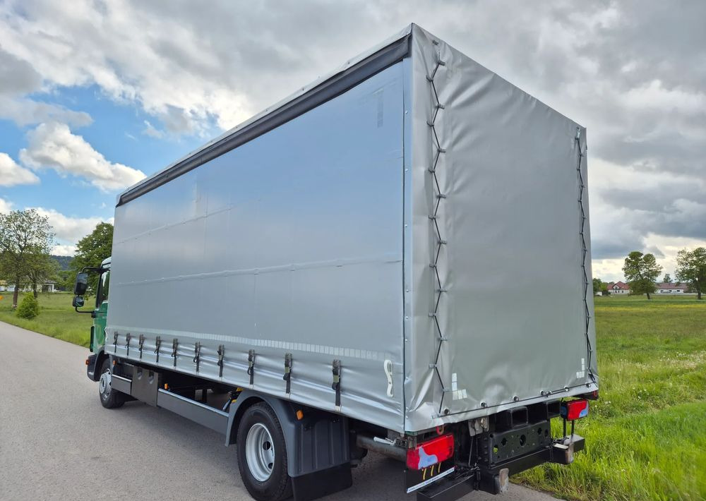 MAN TGL 12.250 6.2m AUTOMAT KLIMA z Niemiec ESP nowe opony EURO 6 / 4.75 rozstaw / zawiesie na wózek widłowy / TOP STAN / okazja nauka jazdy MOŻLIWOŚĆ DOSTOSOWANIA 12t - Kravas automašīna ar tentu: foto 5 MAN TGL 12.250 6.2m AUTOMAT KLIMA z Niemiec ESP nowe opony EURO 6 / 4.75 rozstaw / zawiesie na wózek widłowy / TOP STAN / okazja nauka jazdy MOŻLIWOŚĆ DOSTOSOWANIA 12t - Kravas automašīna ar tentu: foto 5