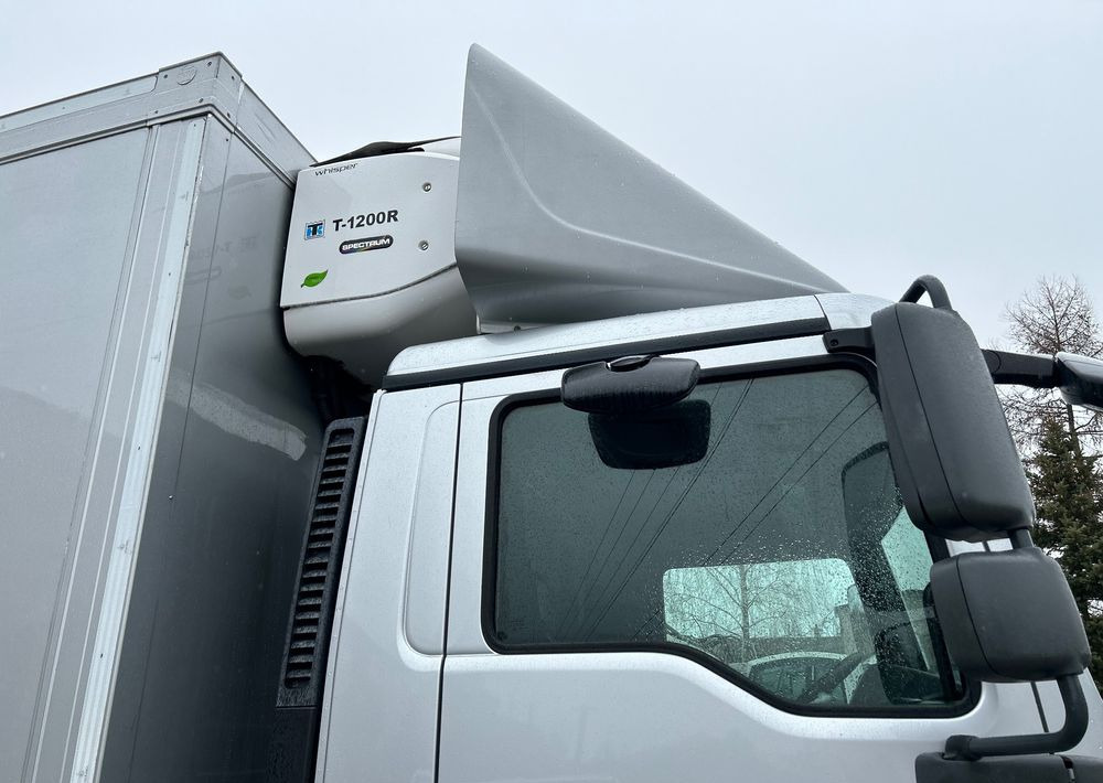 MAN TGM 18.290 TK 1200 R Spectrum THERMO King z Niemiec 8m / 20 palet / winda Klima / OKAZJA - Kravas automašīna refrižerators: foto 4 MAN TGM 18.290 TK 1200 R Spectrum THERMO King z Niemiec 8m / 20 palet / winda Klima / OKAZJA - Kravas automašīna refrižerators: foto 4
