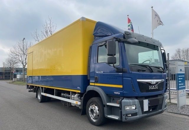 MAN TGM TGL 12.250 z Holandii KLIMA 7.2m AUTOMAT WINDA TOP CENA euro 6 nauka jazdy ESP ASR - Kravas automašīna ar slēgto virsbūvi: foto 1 MAN TGM TGL 12.250 z Holandii KLIMA 7.2m AUTOMAT WINDA TOP CENA euro 6 nauka jazdy ESP ASR - Kravas automašīna ar slēgto virsbūvi: foto 1