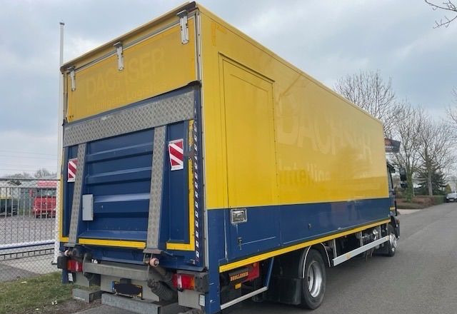 MAN TGM TGL 12.250 z Holandii KLIMA 7.2m AUTOMAT WINDA TOP CENA euro 6 nauka jazdy ESP ASR - Kravas automašīna ar slēgto virsbūvi: foto 4 MAN TGM TGL 12.250 z Holandii KLIMA 7.2m AUTOMAT WINDA TOP CENA euro 6 nauka jazdy ESP ASR - Kravas automašīna ar slēgto virsbūvi: foto 4