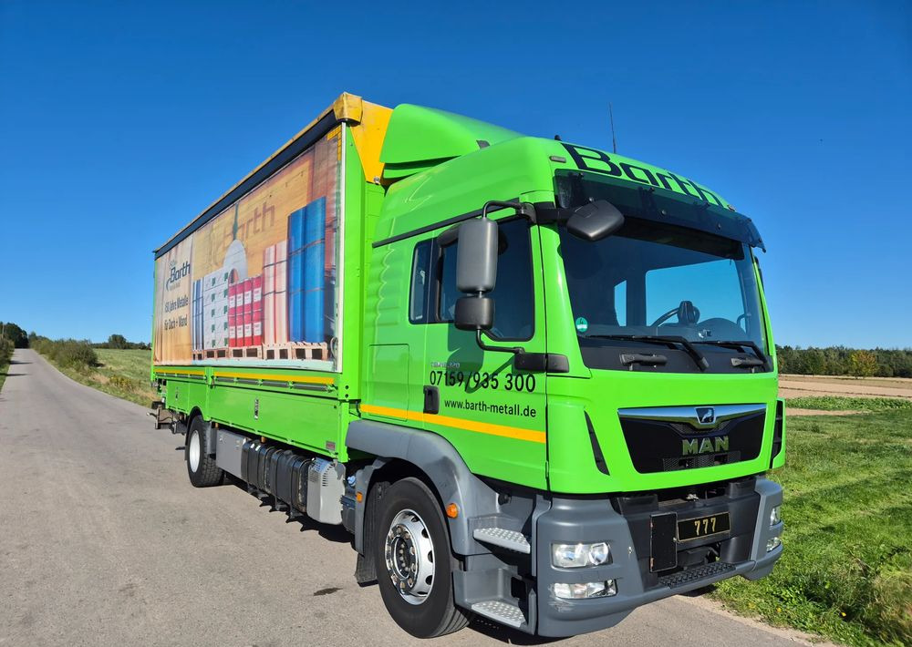 MAN Tgm 18.320 FULL SERWIS UNIKAT TOP ORYGINALNY PRZEBIEG z Niemiec AUTOMAT WINDA ACC Pirelli klima postojowa 18.250 18.290 15.250 15.290 15.320 - Kravas automašīna ar tentu: foto 1 MAN Tgm 18.320 FULL SERWIS UNIKAT TOP ORYGINALNY PRZEBIEG z Niemiec AUTOMAT WINDA ACC Pirelli klima postojowa 18.250 18.290 15.250 15.290 15.320 - Kravas automašīna ar tentu: foto 1