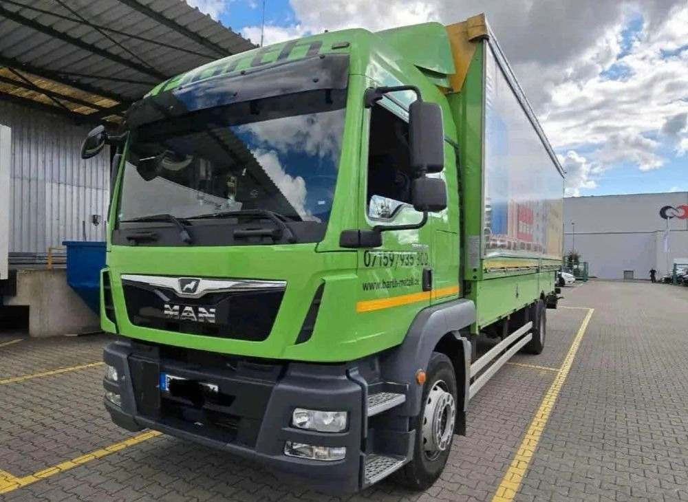 MAN Tgm 18.320 FULL SERWIS UNIKAT TOP ORYGINALNY PRZEBIEG z Niemiec AUTOMAT WINDA ACC Pirelli klima postojowa 18.250 18.290 15.250 15.290 15.320 - Kravas automašīna ar tentu: foto 1 MAN Tgm 18.320 FULL SERWIS UNIKAT TOP ORYGINALNY PRZEBIEG z Niemiec AUTOMAT WINDA ACC Pirelli klima postojowa 18.250 18.290 15.250 15.290 15.320 - Kravas automašīna ar tentu: foto 1