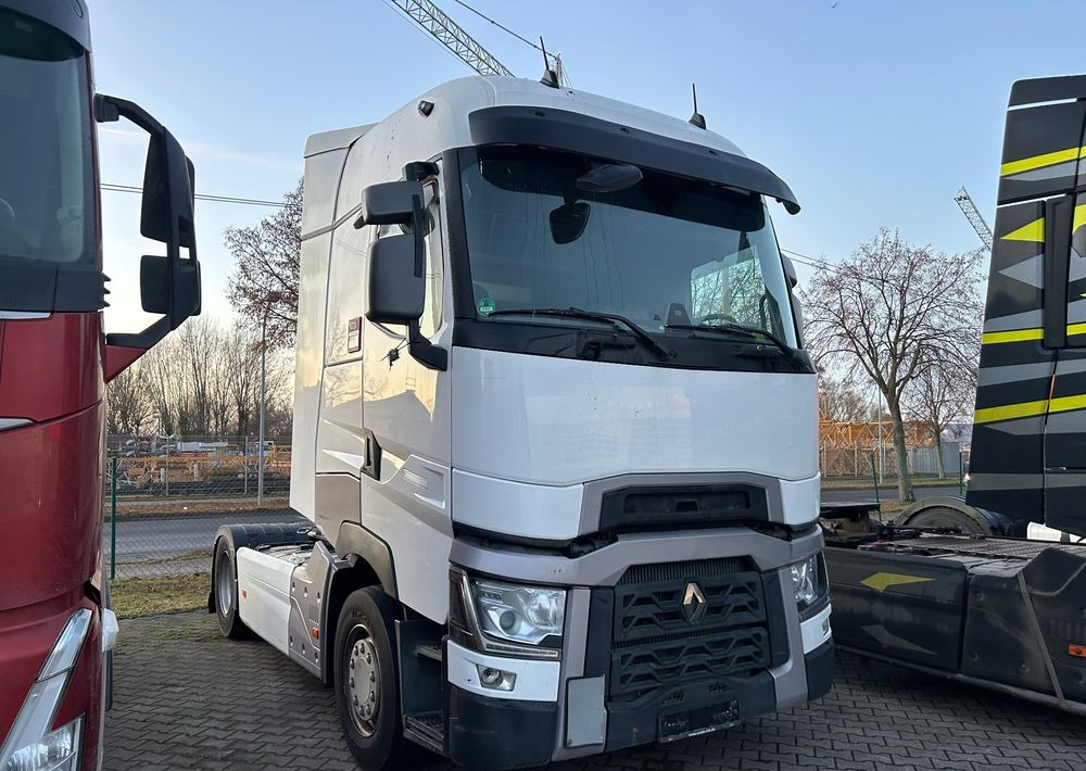 Renault HIGH GAMA T440 13l Volvo 2019 FULL SERWIS VIN: LD ! 13l STANDARD STANDARD / KLIMA POSTOJOWA / FULL OPCJA / T520 T480 / TOP STAN GAMA T - Vilcējs: foto 1 Renault HIGH GAMA T440 13l Volvo 2019 FULL SERWIS VIN: LD ! 13l STANDARD STANDARD / KLIMA POSTOJOWA / FULL OPCJA / T520 T480 / TOP STAN GAMA T - Vilcējs: foto 1