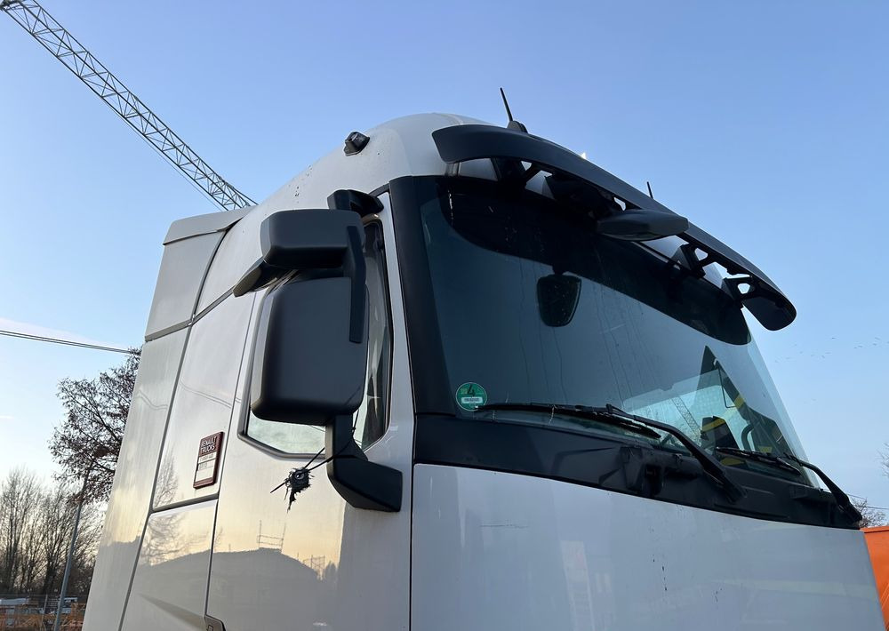 Renault HIGH GAMA T440 13l Volvo 2019 FULL SERWIS VIN: LD ! 13l STANDARD STANDARD / KLIMA POSTOJOWA / FULL OPCJA / T520 T480 / TOP STAN GAMA T - Vilcējs: foto 4 Renault HIGH GAMA T440 13l Volvo 2019 FULL SERWIS VIN: LD ! 13l STANDARD STANDARD / KLIMA POSTOJOWA / FULL OPCJA / T520 T480 / TOP STAN GAMA T - Vilcējs: foto 4