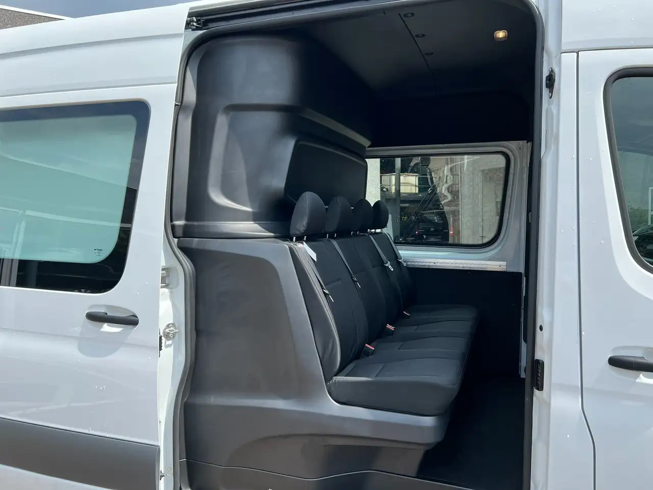 Mercedes-Benz Sprinter 315 L3H2 (37.500€ex) 3.5T SLEEP | DUB CAB 7PL - Kravas-pasažieru furgons: foto 4 Mercedes-Benz Sprinter 315 L3H2 (37.500€ex) 3.5T SLEEP | DUB CAB 7PL - Kravas-pasažieru furgons: foto 4
