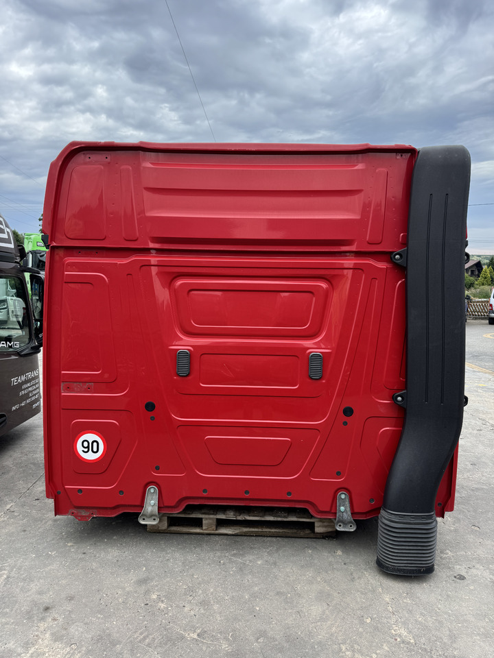 Mercedes-Benz ACTROS MP 4 2018 ROK truck - Kabīne - Kravas automašīna: foto 5 Mercedes-Benz ACTROS MP 4 2018 ROK truck - Kabīne - Kravas automašīna: foto 5