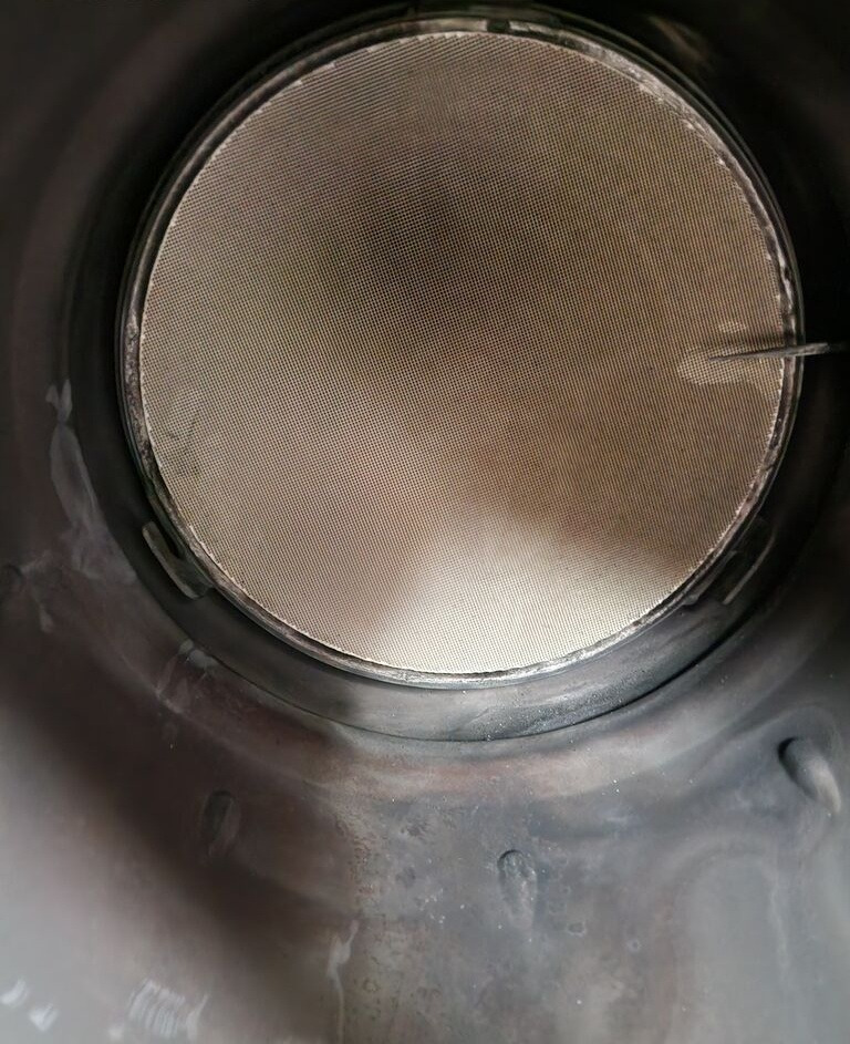Scania Katalizator DPF R XPI Euro 6 DC13 2164453 2158333 Scania R XPI 410 Euro 6 DC13 2164453 2158333 truck - Trokšņa slāpētājs - Kravas automašīna: foto 4 Scania Katalizator DPF R XPI Euro 6 DC13 2164453 2158333 Scania R XPI 410 Euro 6 DC13 2164453 2158333 truck - Trokšņa slāpētājs - Kravas automašīna: foto 4