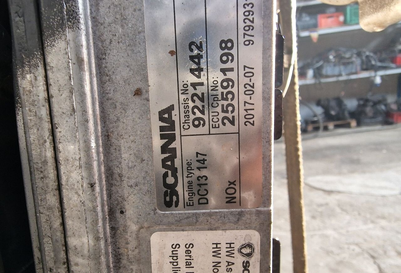 Scania Kompletny R 450 Euro 6 DC13147 Scania R 450 Euro 6 DC13147 truck - Dzinējs - Kravas automašīna: foto 3 Scania Kompletny R 450 Euro 6 DC13147 Scania R 450 Euro 6 DC13147 truck - Dzinējs - Kravas automašīna: foto 3