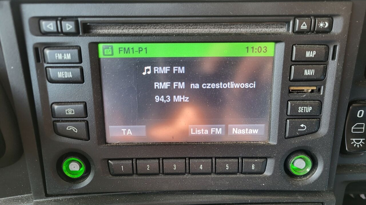 Scania Nawigacja Navi CD Bluetooth R 2538534 Scania SCANIA R 2026742 truck - Mērinstrumentu panelis - Kravas automašīna: foto 2 Scania Nawigacja Navi CD Bluetooth R 2538534 Scania SCANIA R 2026742 truck - Mērinstrumentu panelis - Kravas automašīna: foto 2