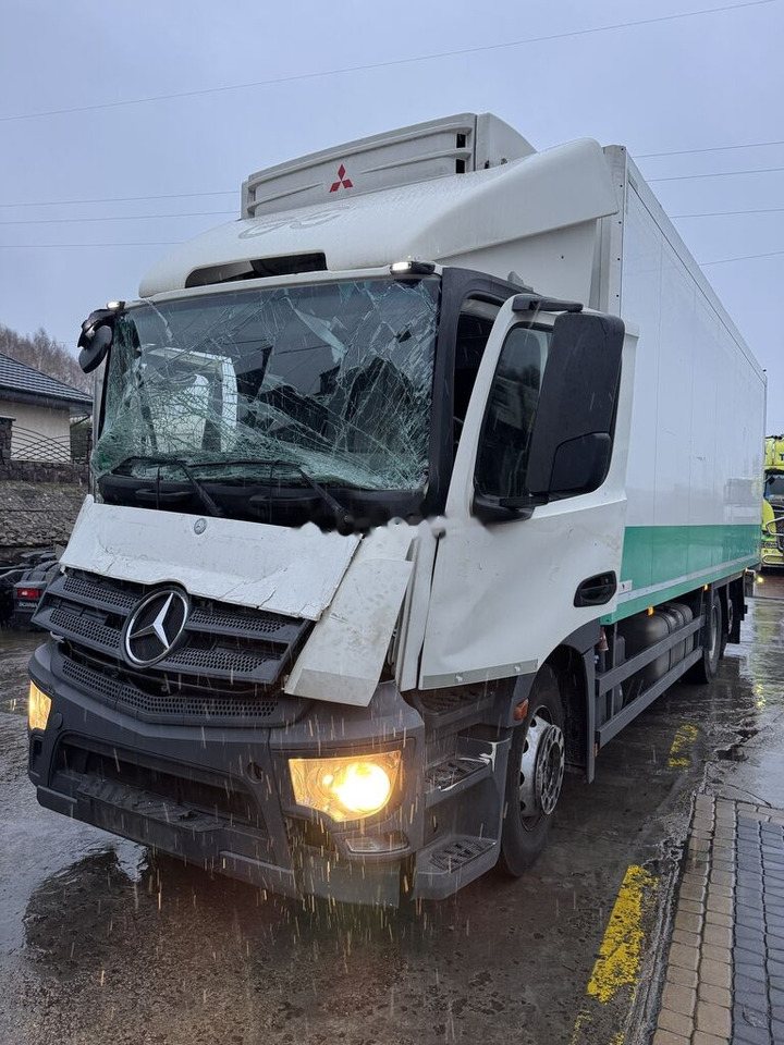 Damaged Mercedes-Benz Actros Antos Arocs - Kabīne - Kravas automašīna: foto 1 Damaged Mercedes-Benz Actros Antos Arocs - Kabīne - Kravas automašīna: foto 1