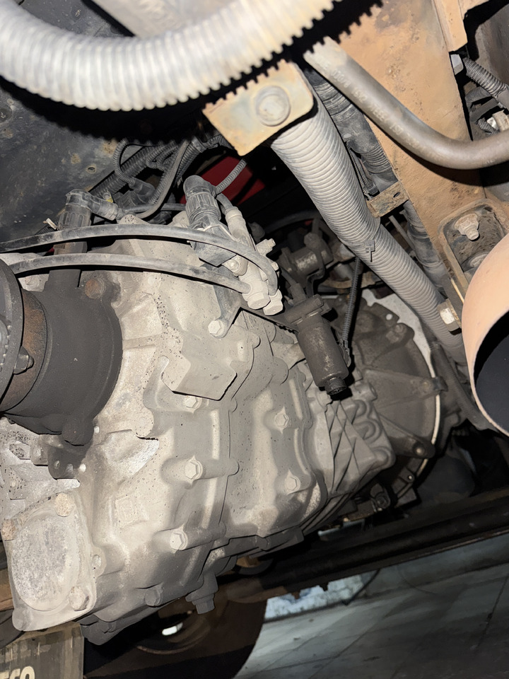 Iveco Eurocargo 9S75 - Pārnesumkārba: foto 1 Iveco Eurocargo 9S75 - Pārnesumkārba: foto 1