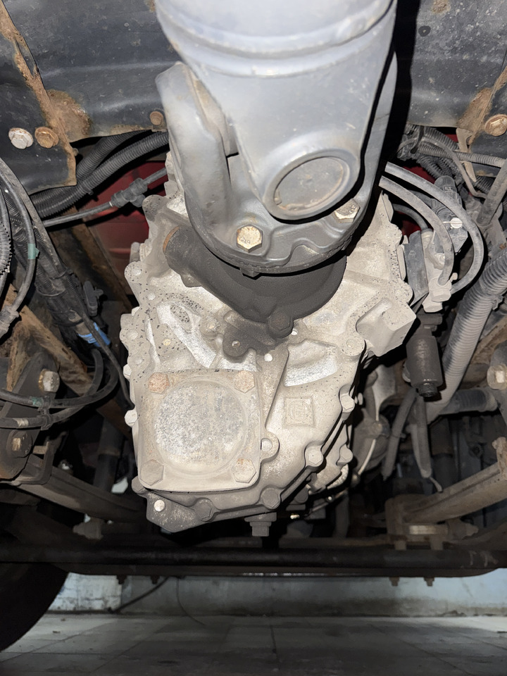 Iveco Eurocargo 9S75 - Pārnesumkārba: foto 2 Iveco Eurocargo 9S75 - Pārnesumkārba: foto 2