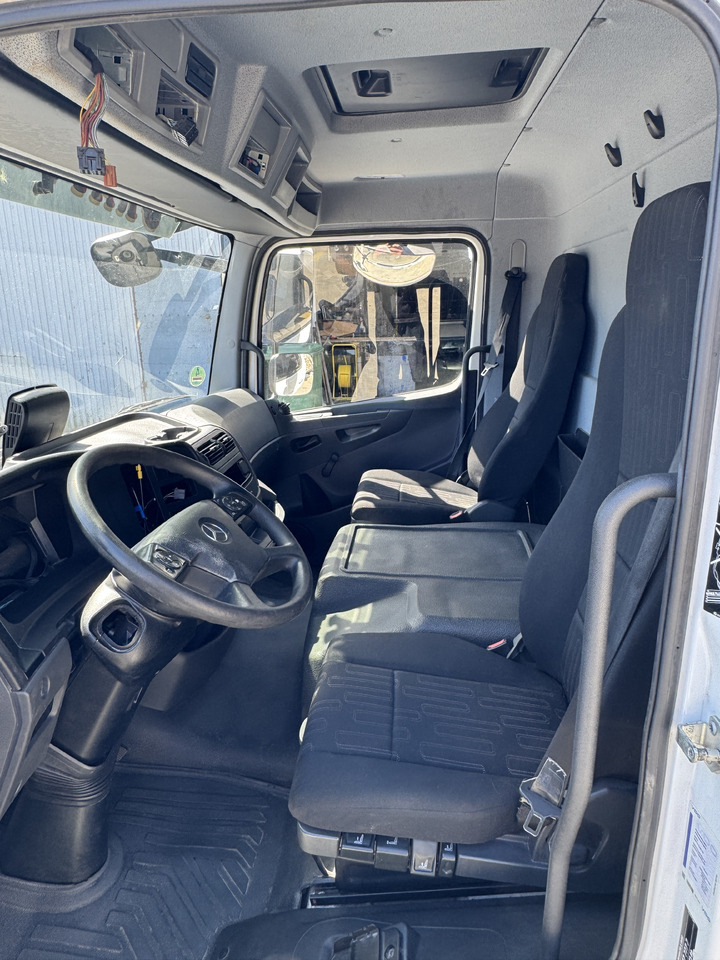 Kabīne Mercedes Atego III: foto 10