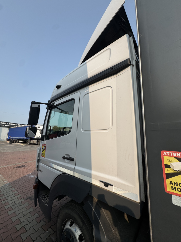 Mercedes Atego III - Kabīne: foto 5 Mercedes Atego III - Kabīne: foto 5