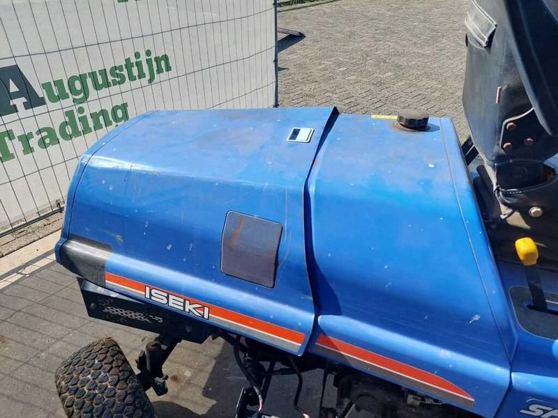 Iseki SFH 220 - Zāles pļāvējs: foto 5 Iseki SFH 220 - Zāles pļāvējs: foto 5