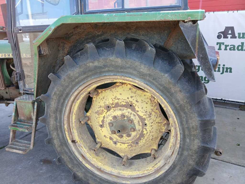 John Deere 2030 VCE - Traktors: foto 2 John Deere 2030 VCE - Traktors: foto 2
