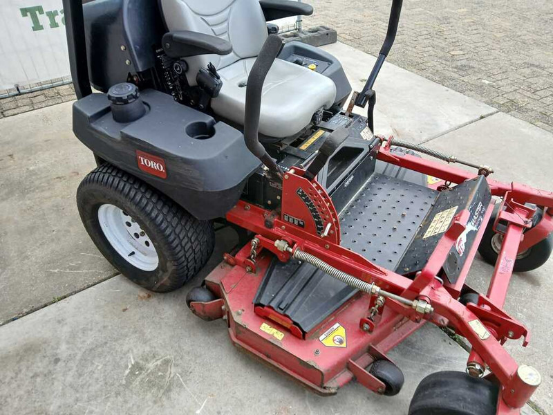 Toro Z master 7200 - Zāles pļāvējs: foto 5 Toro Z master 7200 - Zāles pļāvējs: foto 5