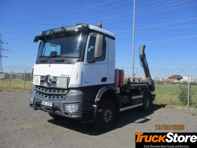 Mercedes-Benz Arocs 1845 LK - Būvgružu konteineru vedējs: foto 1 Mercedes-Benz Arocs 1845 LK - Būvgružu konteineru vedējs: foto 1
