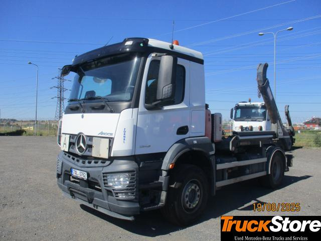 Mercedes-Benz Arocs 1846 LK - Būvgružu konteineru vedējs: foto 1 Mercedes-Benz Arocs 1846 LK - Būvgružu konteineru vedējs: foto 1