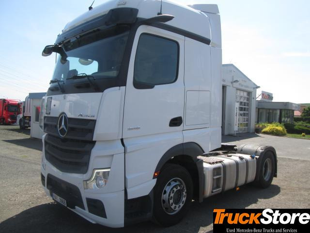 Mercedes-Benz Actros 1845 LS - Vilcējs: foto 1 Mercedes-Benz Actros 1845 LS - Vilcējs: foto 1