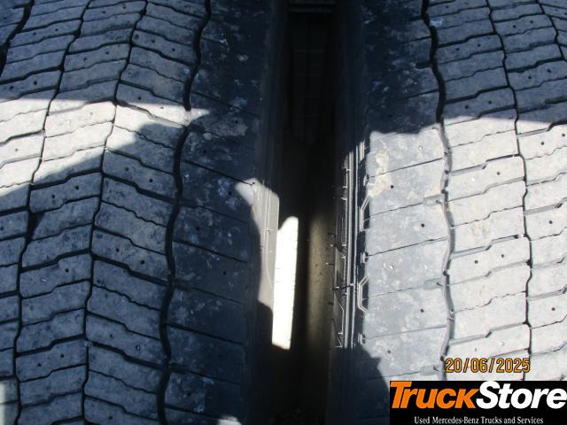 Mercedes-Benz Actros 1845 LS nRL - Vilcējs: foto 5 Mercedes-Benz Actros 1845 LS nRL - Vilcējs: foto 5