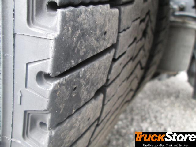 Mercedes-Benz Actros 1845 LS nRL - Vilcējs: foto 5 Mercedes-Benz Actros 1845 LS nRL - Vilcējs: foto 5