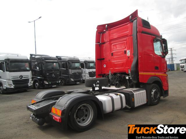 Mercedes-Benz Actros 1845 LS nRL - Vilcējs: foto 3 Mercedes-Benz Actros 1845 LS nRL - Vilcējs: foto 3