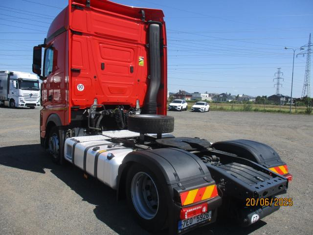 Mercedes-Benz Actros 1845 LS nRL - Vilcējs: foto 4 Mercedes-Benz Actros 1845 LS nRL - Vilcējs: foto 4