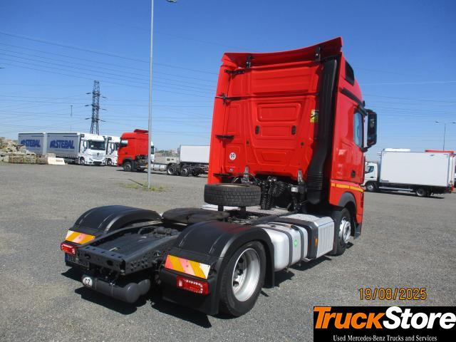 Mercedes-Benz Actros 1845 LS nRL - Vilcējs: foto 3 Mercedes-Benz Actros 1845 LS nRL - Vilcējs: foto 3