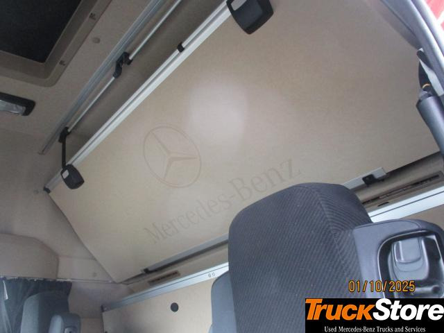 Vilcējs Mercedes-Benz Actros 1848 LS: foto 8
