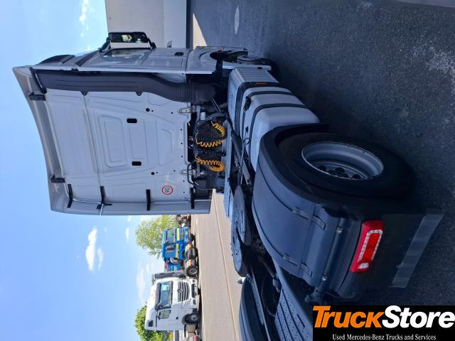 Mercedes-Benz Actros 1851 LS - Vilcējs: foto 4 Mercedes-Benz Actros 1851 LS - Vilcējs: foto 4