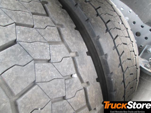 Vilcējs Mercedes-Benz Actros 2545 LS: foto 7