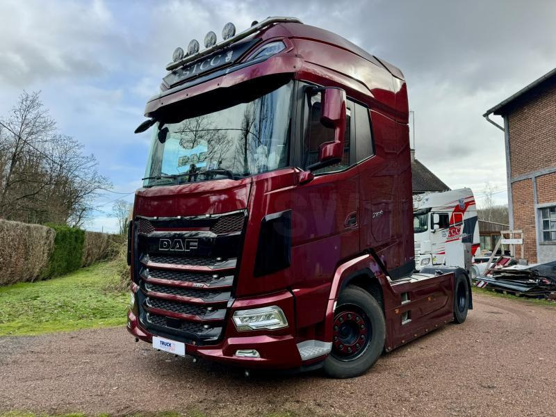 DAF XG + 530 FT + - Vilcējs: foto 1 DAF XG + 530 FT + - Vilcējs: foto 1